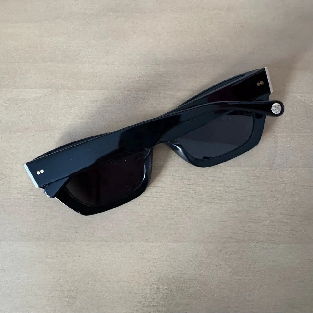 🖤 Claire Rose x Aperçu Black New York City Sunglasses 🖤